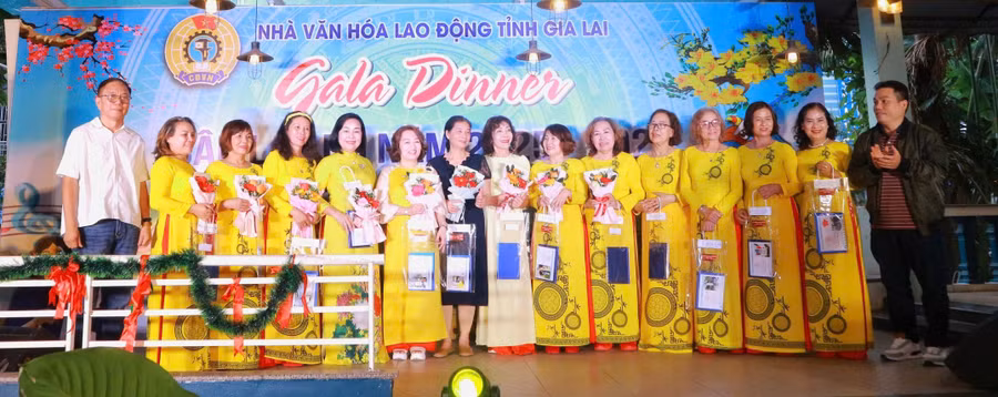 nha-van-hoa-lao-dong-tinh-binh-dinh-tong-ket-hoat-dong-nam-2025-1.jpg