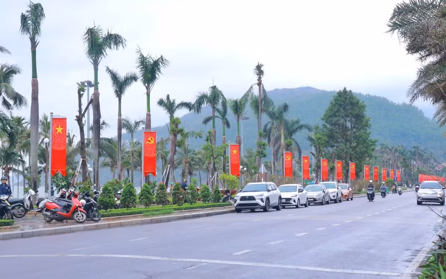phuong-quy-nhon-nam-khanh-thanh-cong-trinh-duong-co-to-quoc-3.jpg