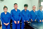 Gia Lai: Dùng khoản nợ 8 triệu đồng để ép 2 cô gái đi làm karaoke