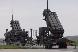 Hệ thống phòng không Patriot của Mỹ tại sân bay Warsaw-Radom.