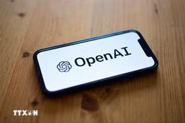 Biểu tượng Tập đoàn công nghệ Mỹ OpenAI. Ảnh: AFP/TTXVN