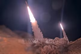 Bộ Chỉ huy Trung tâm Mỹ (CENTCOM) cho biết đã đánh chặn nhiều tên lửa do Iran phóng nhằm vào các lực lượng Mỹ tại Trung Đông.