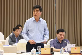 Bộ Xây dựng thông tin về mô hình nhà chống lũ cho miền Trung