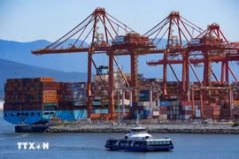 Quang cảnh cảng hàng hóa tại Vancouver, Canada. Ảnh: THX/TTXVN